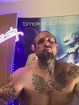 Smokebluntafterblunt online show from 14, 4, 2026