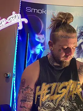 Smokebluntafterblunt online show from 5, 3, 2026