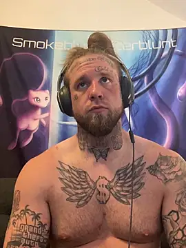 Snapshot of Smokebluntafterblunt chatting on 19, 5, 2026 Smokebluntafterblunt online show from 19, 5, 2026