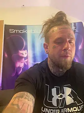 Snapshot of Smokebluntafterblunt chatting on 4, 5, 2026 Smokebluntafterblunt online show from 4, 5, 2026