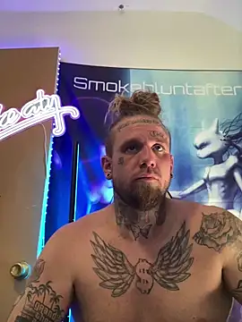 Smokebluntafterblunt online show from 4, 3, 2026