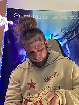 Smokebluntafterblunt online show from 20, 3, 2026