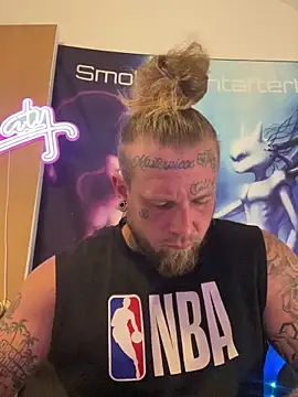 Smokebluntafterblunt online show from 15, 6, 2026