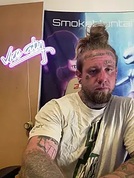 Snapshot of Smokebluntafterblunt chatting on 2, 6, 2026 Smokebluntafterblunt online show from 2, 6, 2026