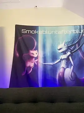 Snapshot of Smokebluntafterblunt chatting on 27, 4, 2026 Smokebluntafterblunt online show from 27, 4, 2026