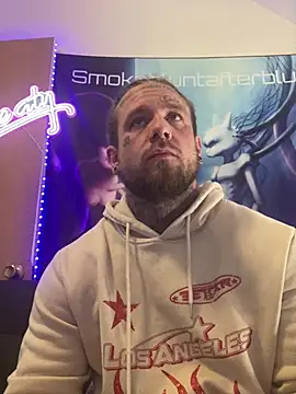 Smokebluntafterblunt online show from 21, 4, 2026