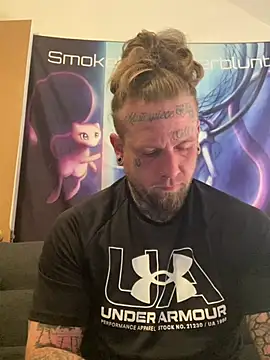 Snapshot of Smokebluntafterblunt chatting on 3, 5, 2026 Smokebluntafterblunt online show from 3, 5, 2026