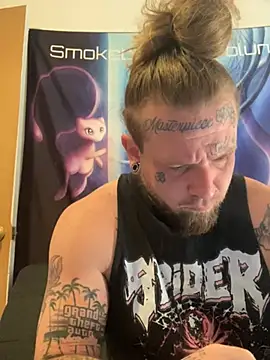 Snapshot of Smokebluntafterblunt chatting on 12, 5, 2026 Smokebluntafterblunt online show from 12, 5, 2026