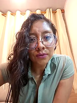 Camila Lopez1 online show from 10, 2, 2026