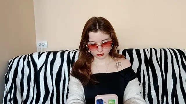 LanitaHemple online show from 14, 4, 2026