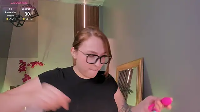 SimonaStar online show from 3, 3, 2026