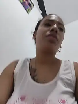 sandra rey  online show from 14, 7, 2026
