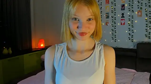 Kiracute18 online show from 5, 4, 2026