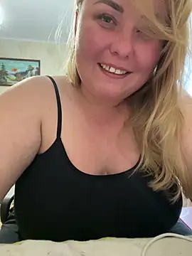 Snapshot of Mommy-girl-Lola chatting on 3, 6, 2026 Mommy-girl-Lola online show from 3, 6, 2026