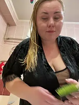 Mommy-girl-Lola online show from 11, 2, 2026