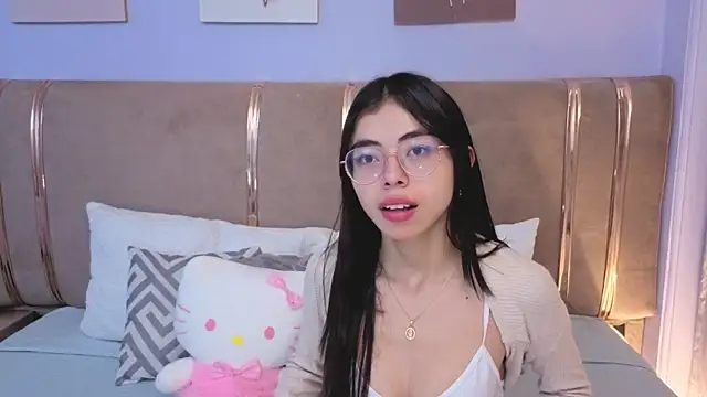 Snapshot of Mia_Naive chatting on 1, 7, 2026 Mia Naive online show from 1, 7, 2026