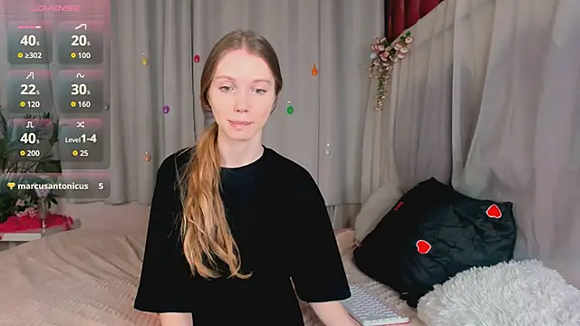 Snapshot of lada2k4 chatting on 14, 5, 2026 lada2k4 online show from 14, 5, 2026