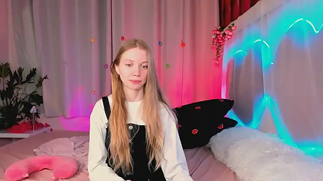 Snapshot of lada2k4 chatting on 5, 6, 2026 lada2k4 online show from 5, 6, 2026