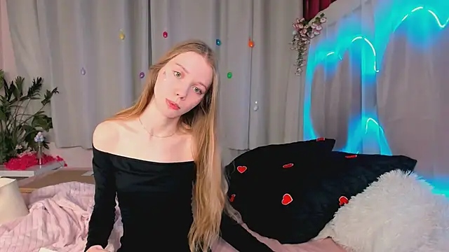 Snapshot of lada2k4 chatting on 4, 6, 2026 lada2k4 online show from 4, 6, 2026