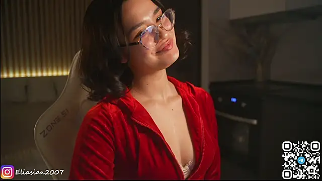 Snapshot of Eliasian chatting on 11, 5, 2026 Eliasian online show from 11, 5, 2026