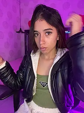 alahia pink online show from 28, 2, 2026