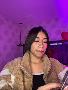 alahia pink online show from 6, 3, 2026