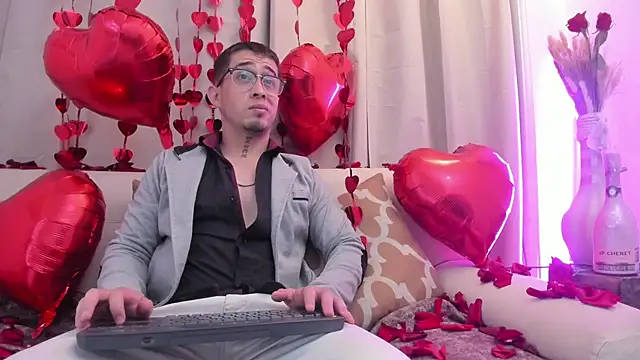 Tommas Jhonson online show from 14, 2, 2026