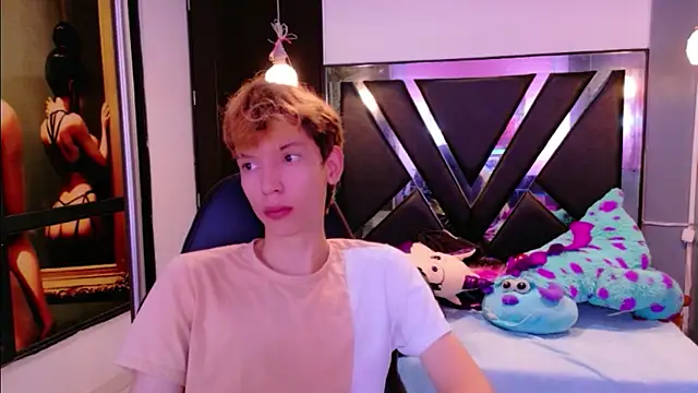 Liam Green1 online show from 11, 2, 2026