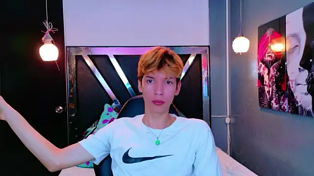 Liam Green1 online show from 12, 2, 2026