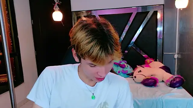 Liam Green1 online show from 16, 2, 2026