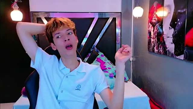 Liam Green1 online show from 9, 2, 2026