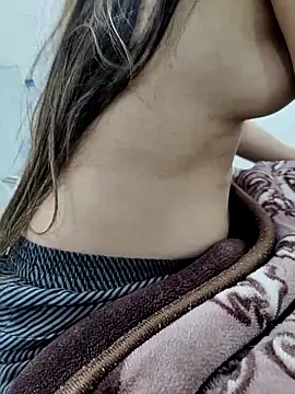 unicornbabe23 online show from 18, 2, 2026