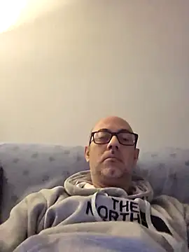 pareja47 online show from 23, 2, 2026