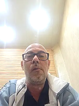Snapshot of pareja47 chatting on 26, 4, 2026 pareja47 online show from 26, 4, 2026