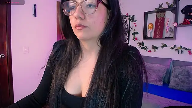 QueenRose94 online show from 14, 2, 2026