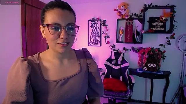 QueenRose94 online show from 13, 2, 2026