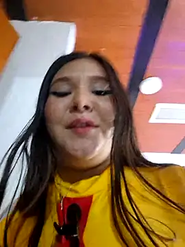 Wild lilhyy online show from 21, 4, 2026