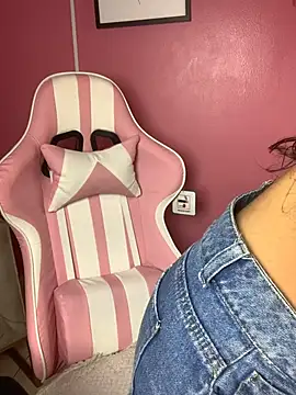 -BabyLuna online show from 22, 4, 2026