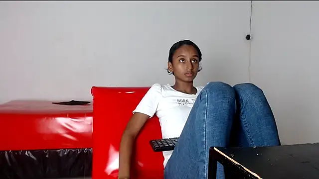 valeryskinnyvagi online show from 7, 4, 2026