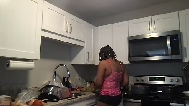 bisexualbeauty50 online show from 14, 2, 2026