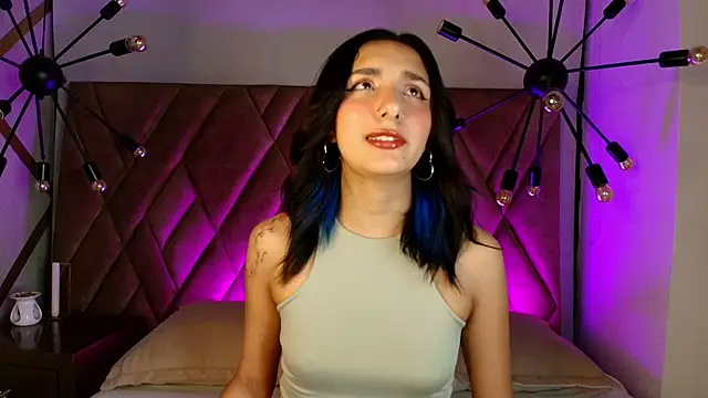 Snapshot of Aris_Suarez chatting on 7, 5, 2026 Aris Suarez online show from 7, 5, 2026