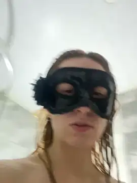 seluna baby online show from 6, 3, 2026