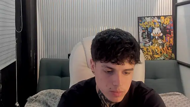 Declan-Foxx online show from 10, 4, 2026