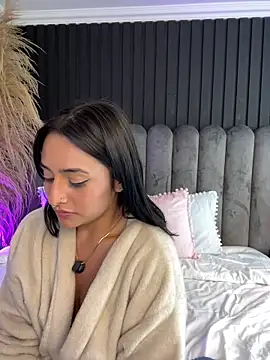 Snapshot of Nanda_vixen_ chatting on 28, 5, 2026 Nanda vixen online show from 28, 5, 2026