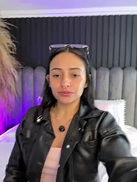 Snapshot of Nanda_vixen_ chatting on 23, 5, 2026 Nanda vixen online show from 23, 5, 2026