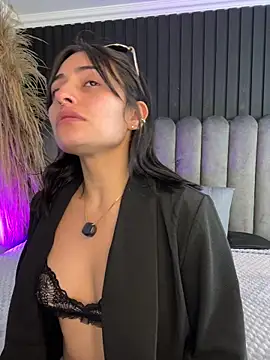 Snapshot of Nanda_vixen_ chatting on 13, 5, 2026 Nanda vixen online show from 13, 5, 2026