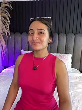 Snapshot of Nanda_vixen_ chatting on 7, 6, 2026 Nanda vixen online show from 7, 6, 2026