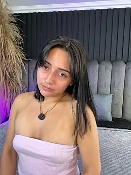 Snapshot of Nanda_vixen_ chatting on 23, 4, 2026 Nanda vixen online show from 23, 4, 2026