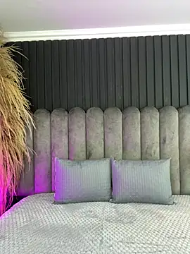 Nanda vixen  online show from 10, 4, 2026