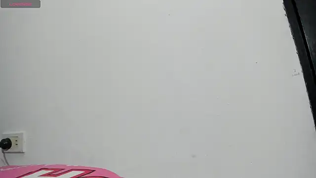 MiaEvans0 online show from 21, 5, 2026